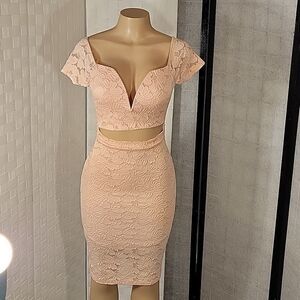 GLARE LACE SHORT SLEEVE V-NECK WOMEN"S DRESS